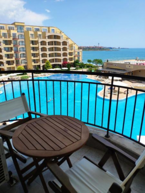  Апартаменти Мидия Първа Линия - Apartments Midia Resort First Line  Ахелой